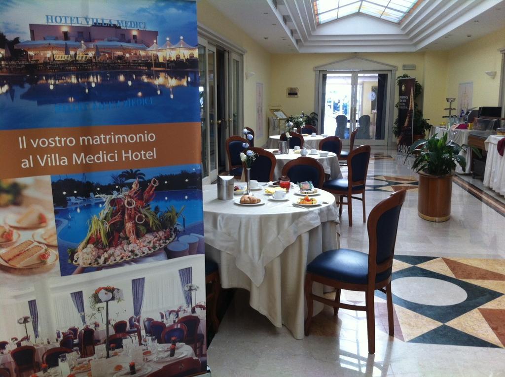 Hotel Villa Medici Рокка-Сан-Джованни Экстерьер фото